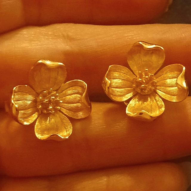 Crown Trifari Earrings Clip Ons 45$